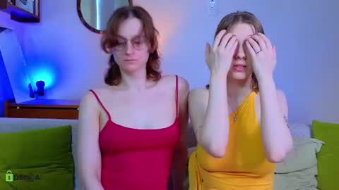 Snapshot of jitoon_exe chatting on June 2026 05:34:01 PM Hey Guys We are Julia ginger Tina brunette online show from June 2026 05:34:01 PM