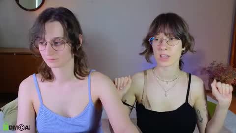 Snapshot of jitoon_exe chatting on July 2026 11:53:01 AM Hey Guys We are Julia ginger Tina brunette online show from July 2026 11:53:01 AM