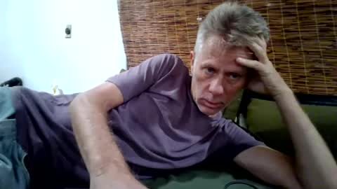 Snapshot of jizzmitten5 chatting on August 2026 05:06:02 AM jizzmitten5 online show from August 2026 05:06:02 AM