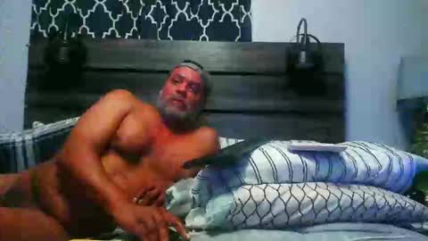 Snapshot of jjking973 chatting on December 2025 11:42:02 PM jjking973 online show from December 2025 11:42:02 PM