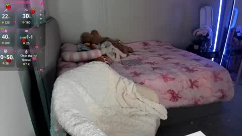 Snapshot of jjulietterose chatting on July 2026 06:41:01 AM Juliette Rose online show from July 2026 06:41:01 AM