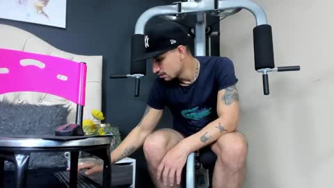 Snapshot of jm_hot_ chatting on February 2025 05:09:01 AM jm_hot_ online show from February 2025 05:09:01 AM