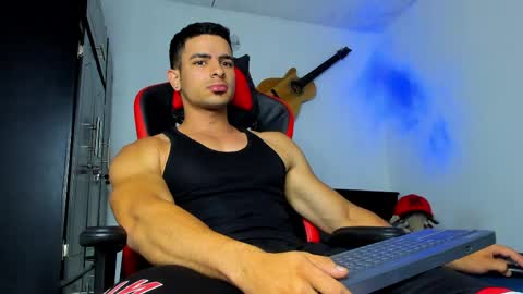 Snapshot of jmortton chatting on June 2026 10:49:01 AM IGJmortton online show from June 2026 10:49:01 AM