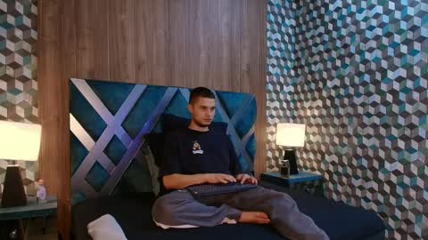  Joao online show from April 2026 08:53:02 PM