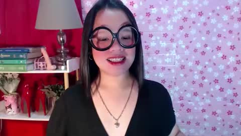 Snapshot of joanagorgeous chatting on November 2025 07:52:02 PM Joana online show from November 2025 07:52:02 PM