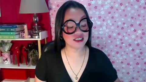 Snapshot of joanagorgeous chatting on November 2025 09:36:02 PM Joana online show from November 2025 09:36:02 PM