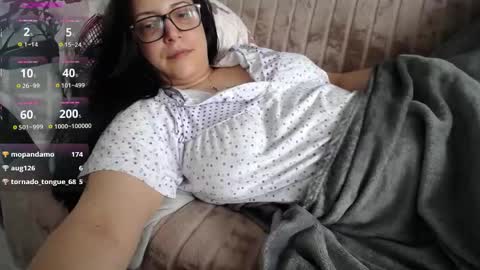 Snapshot of joanna_cw chatting on May 2026 10:45:02 AM Jo online show from May 2026 10:45:02 AM