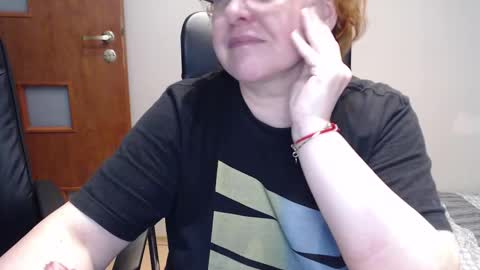 Snapshot of joannaandneighbour chatting on February 2025 11:34:02 AM Joanna and Greg online show from February 2025 11:34:02 AM