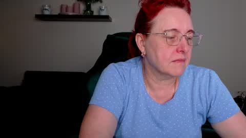 Snapshot of joannaandneighbour chatting on June 2026 06:07:01 AM Joanna and Greg online show from June 2026 06:07:01 AM