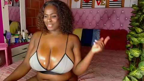 Snapshot of joannediamonds chatting on November 2025 01:11:02 PM joannediamonds online show from November 2025 01:11:02 PM