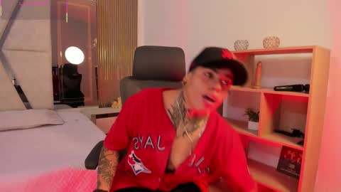 Snapshot of joaoandlexy chatting on November 2025 01:10:02 PM joaoandlexy online show from November 2025 01:10:02 PM