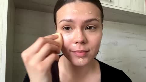 Mila online show from April 2026 09:45:01 AM