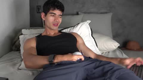 Snapshot of joe_steel1 chatting on November 2025 12:09:02 AM joe_steel1 online show from November 2025 12:09:02 AM