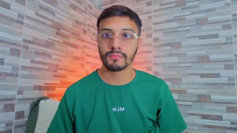 Snapshot of joel_callvil chatting on May 2026 10:33:02 PM Joel Callvil online show from May 2026 10:33:02 PM