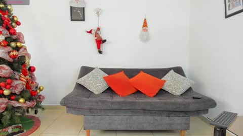 Snapshot of joelandalexa chatting on December 2024 06:14:01 PM joelandalexa online show from December 2024 06:14:01 PM