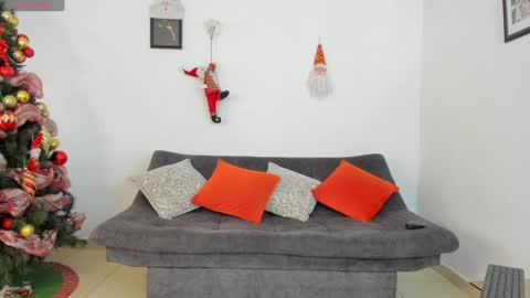 Snapshot of joelandalexa chatting on December 2024 07:11:01 PM joelandalexa online show from December 2024 07:11:01 PM