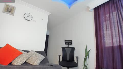 Snapshot of joelandalexa chatting on March 2025 07:54:02 PM joelandalexa online show from March 2025 07:54:02 PM