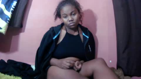 Snapshot of joenah012 chatting on July 2026 06:43:02 PM joenah012 online show from July 2026 06:43:02 PM