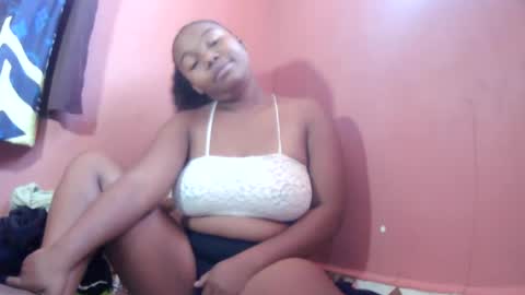 Snapshot of joenah012 chatting on July 2026 06:40:01 AM joenah012 online show from July 2026 06:40:01 AM