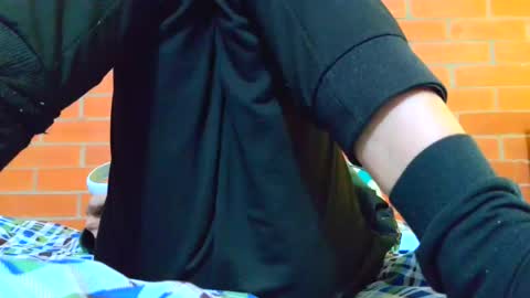 Snapshot of johan70nsexy chatting on June 2026 05:36:02 PM johan70nsexy online show from June 2026 05:36:02 PM