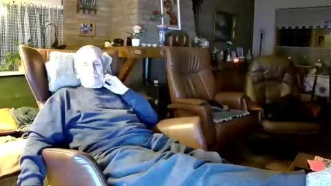 johan7 heet online show from December 2024 07:52:02 PM