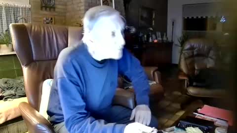 johan7 heet online show from December 2024 07:33:01 PM