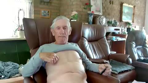 johan7 heet online show from September 2025 11:42:01 AM