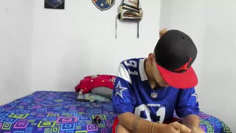 Snapshot of johan_and_antonella chatting on November 2025 04:11:01 AM johan_and_antonella online show from November 2025 04:11:01 AM