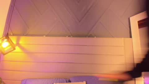 Johan  online show from March 2026 12:44:01 PM