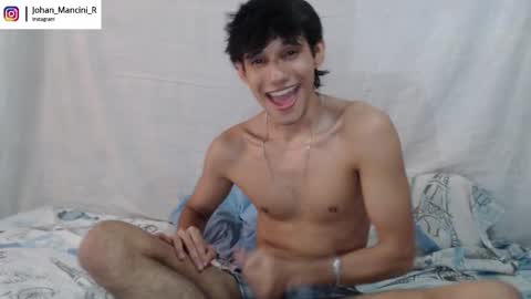 Snapshot of johan_mancini_r chatting on February 2026 04:30:01 PM johan_mancini_r online show from February 2026 04:30:01 PM