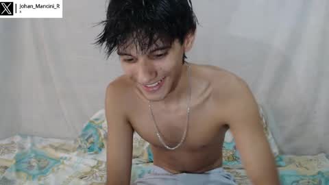 Snapshot of johan_mancini_r chatting on May 2026 05:32:01 PM johan_mancini_r online show from May 2026 05:32:01 PM