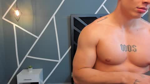 Johan Williams online show from December 2024 05:20:01 AM