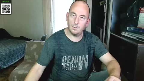 Johan online show from December 2024 12:02:01 PM