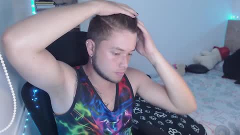 JOHAN independient model online show from January 2025 07:03:01 PM