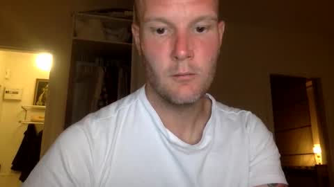 johannesjohnsson780 online show from April 2026 09:39:01 PM