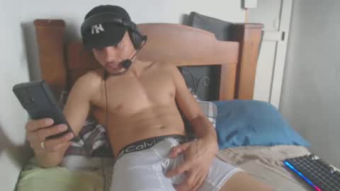 johantorres19 online show from February 2025 08:56:01 PM