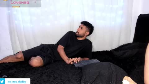 John  and Emily  online show from October 2025 09:48:01 PM