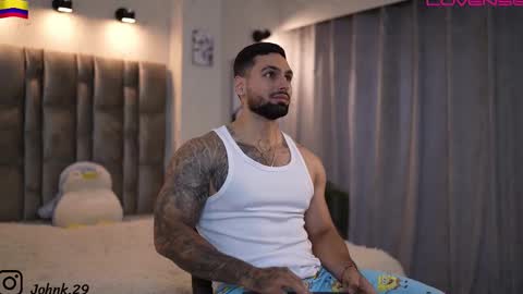 john online show from December 2025 04:23:01 PM