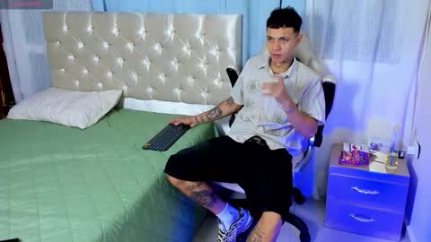 Snapshot of john_mystic chatting on September 2025 02:22:02 AM Jhon Mystic online show from September 2025 02:22:02 AM