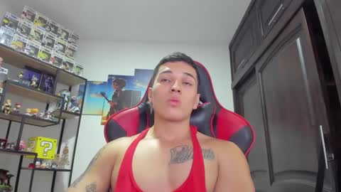 Snapshot of john_s117 chatting on December 2024 09:47:02 PM JOHN online show from December 2024 09:47:02 PM