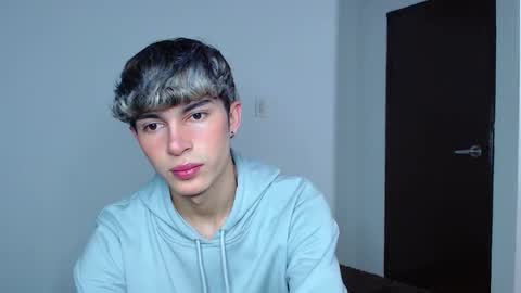 John Vichenso online show from November 2025 10:34:02 PM