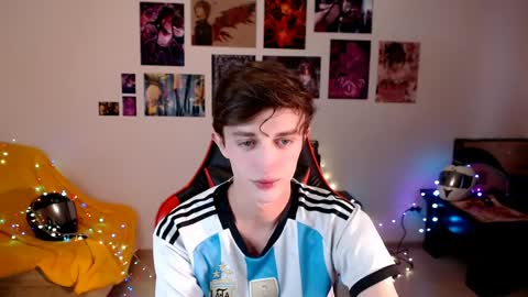 john_winx online show from April 2026 02:04:02 PM