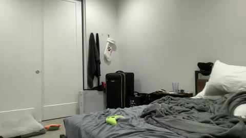 Snapshot of johnafterdark chatting on December 2024 05:09:02 AM JAXX online show from December 2024 05:09:02 AM