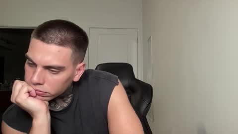 Snapshot of johnafterdark chatting on October 2025 06:36:01 AM JAXX online show from October 2025 06:36:01 AM