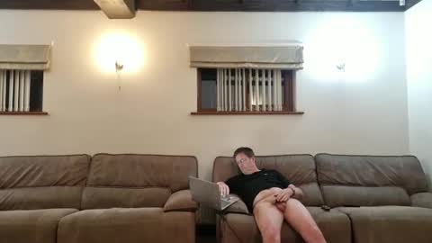 Snapshot of johnathan_stuart33 chatting on June 2026 11:39:02 PM johnathan_stuart33 online show from June 2026 11:39:02 PM