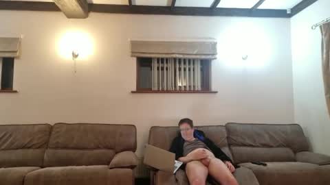 Snapshot of johnathan_stuart33 chatting on June 2026 12:37:01 AM johnathan_stuart33 online show from June 2026 12:37:01 AM