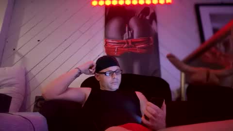 bisexual King  online show from January 2026 06:29:01 AM