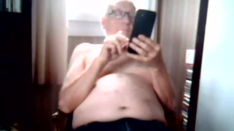 johnjohn6226 online show from June 2026 01:16:02 PM