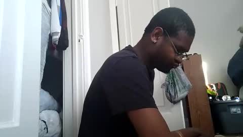 Snapshot of johnjohn6789840055 chatting on September 2025 09:53:01 PM John online show from September 2025 09:53:01 PM