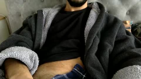 johnniewalker9 online show from November 2025 11:42:01 AM